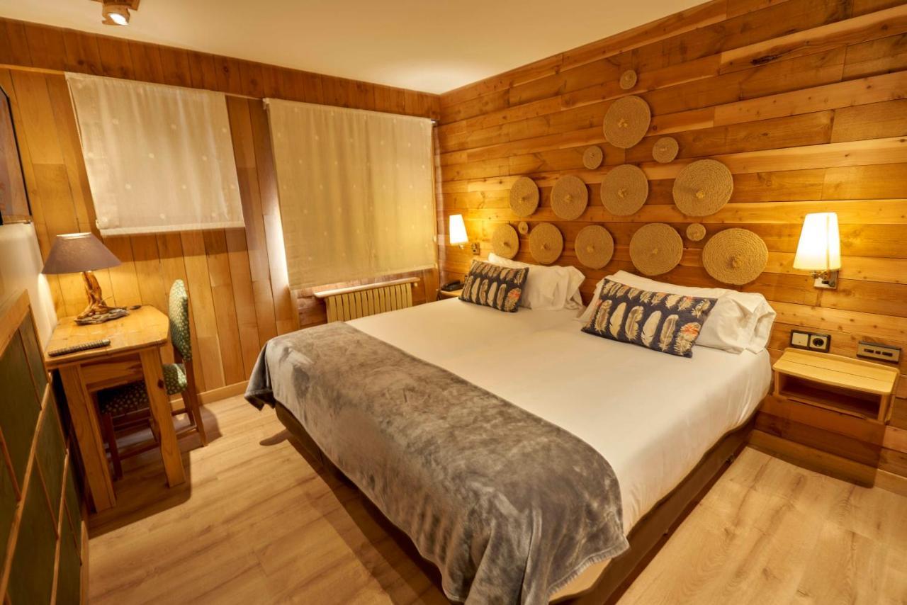 Coma Bella Hotel ซานต์จูเลีย เด โลเรีย ภายนอก รูปภาพ