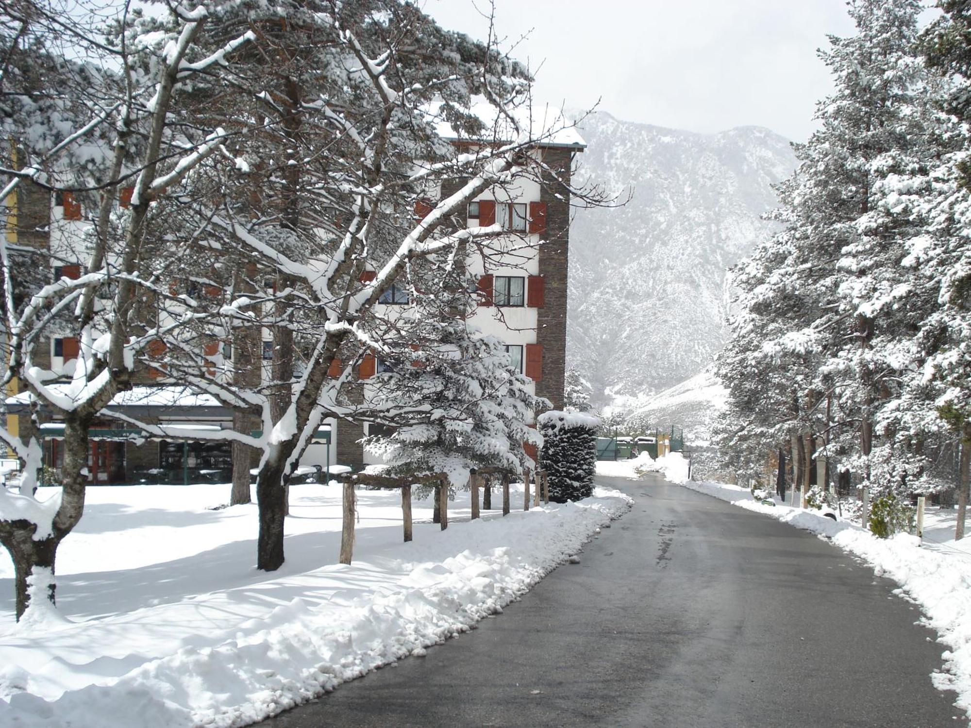 Coma Bella Hotel ซานต์จูเลีย เด โลเรีย ภายนอก รูปภาพ